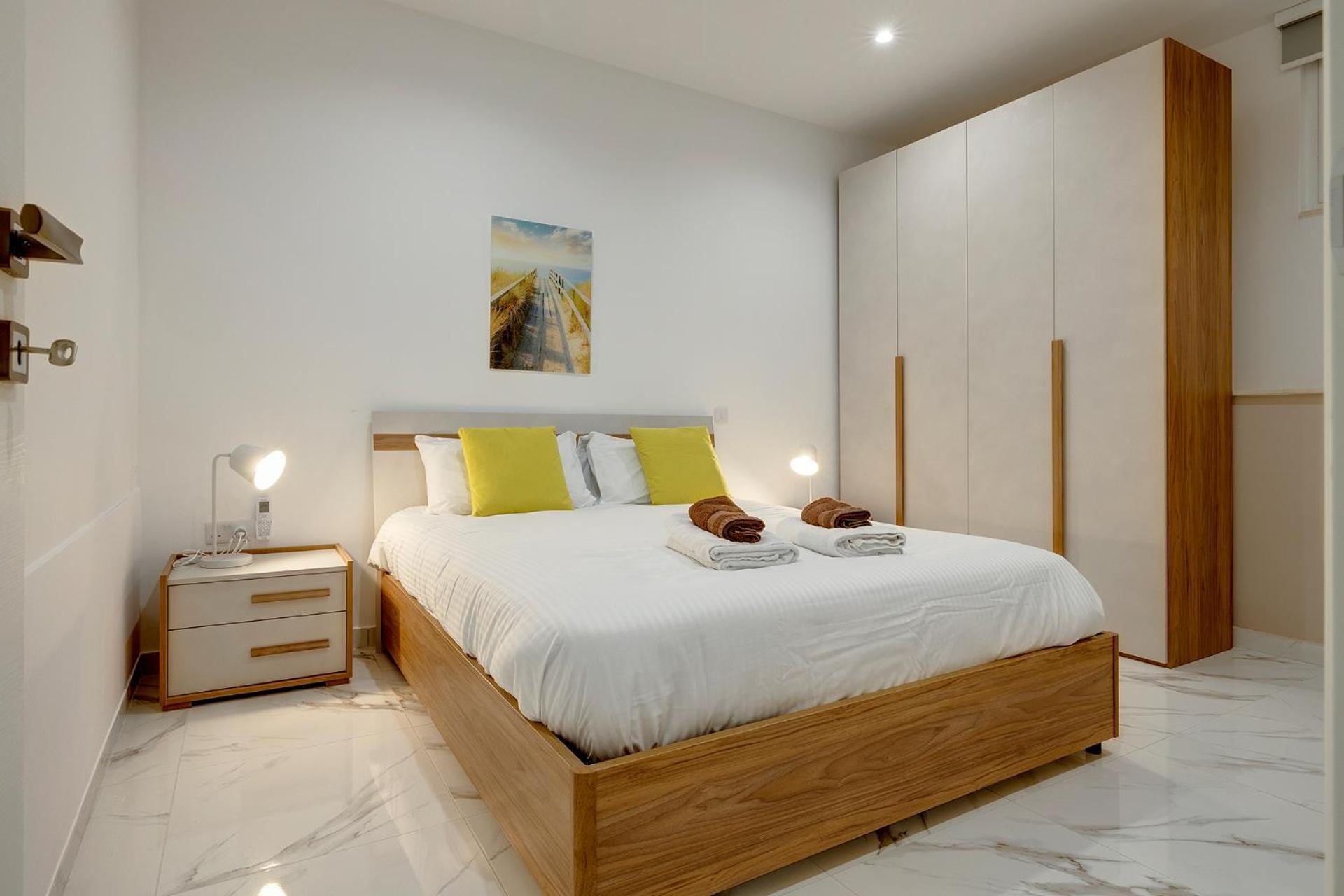 Lägenhet 2br Great Location With Terrace Sliema