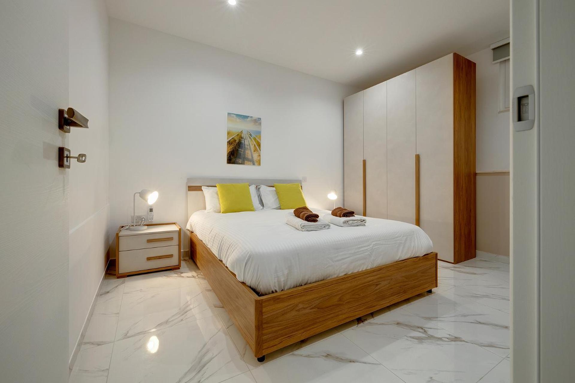 Apartman 2br Great Location With Terrace
