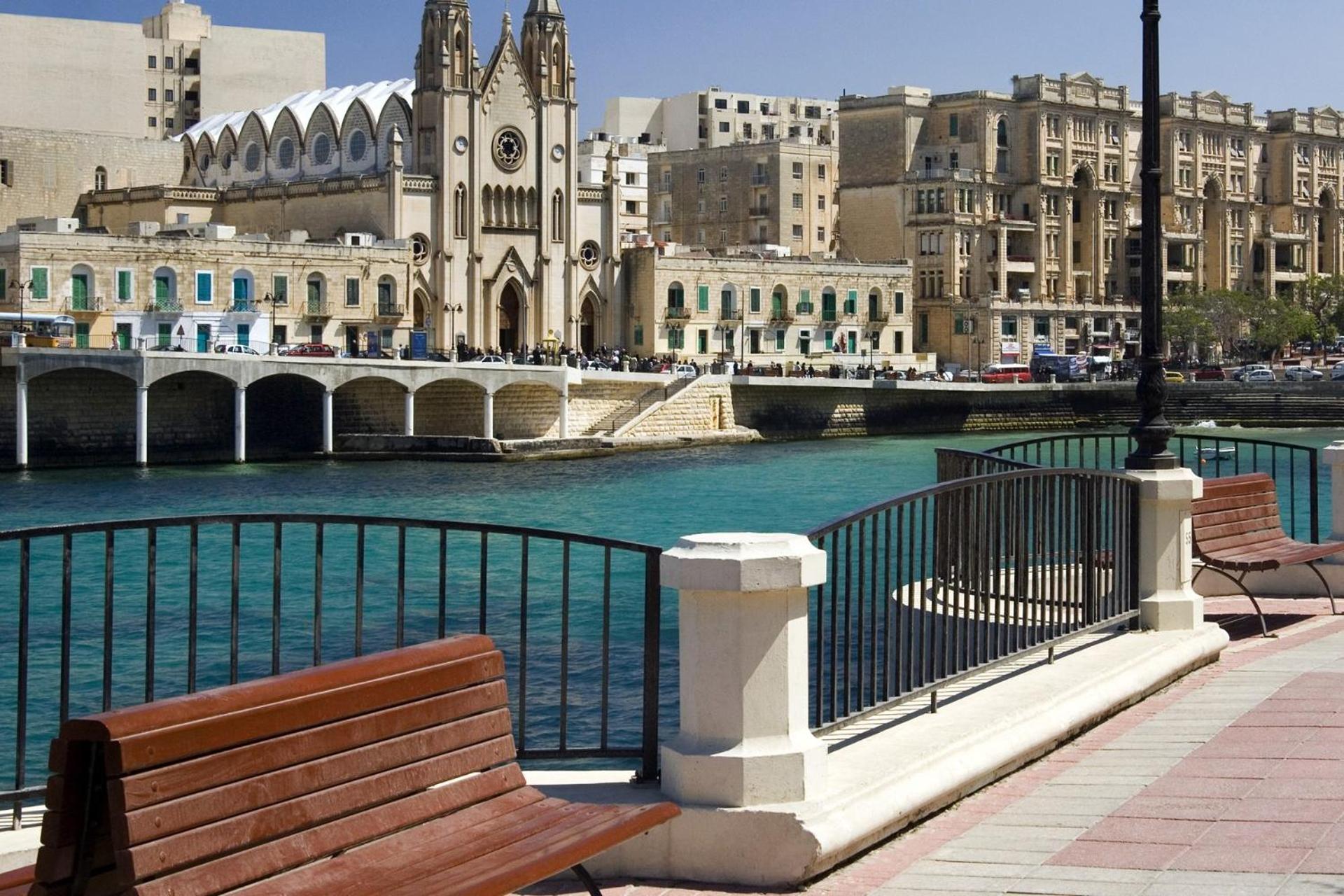 Apartman 2br Great Location With Terrace *
